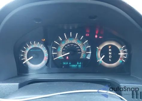 2010 Mercury Milan from USA, damaged, VIN 3MEHM0HA6AR628388